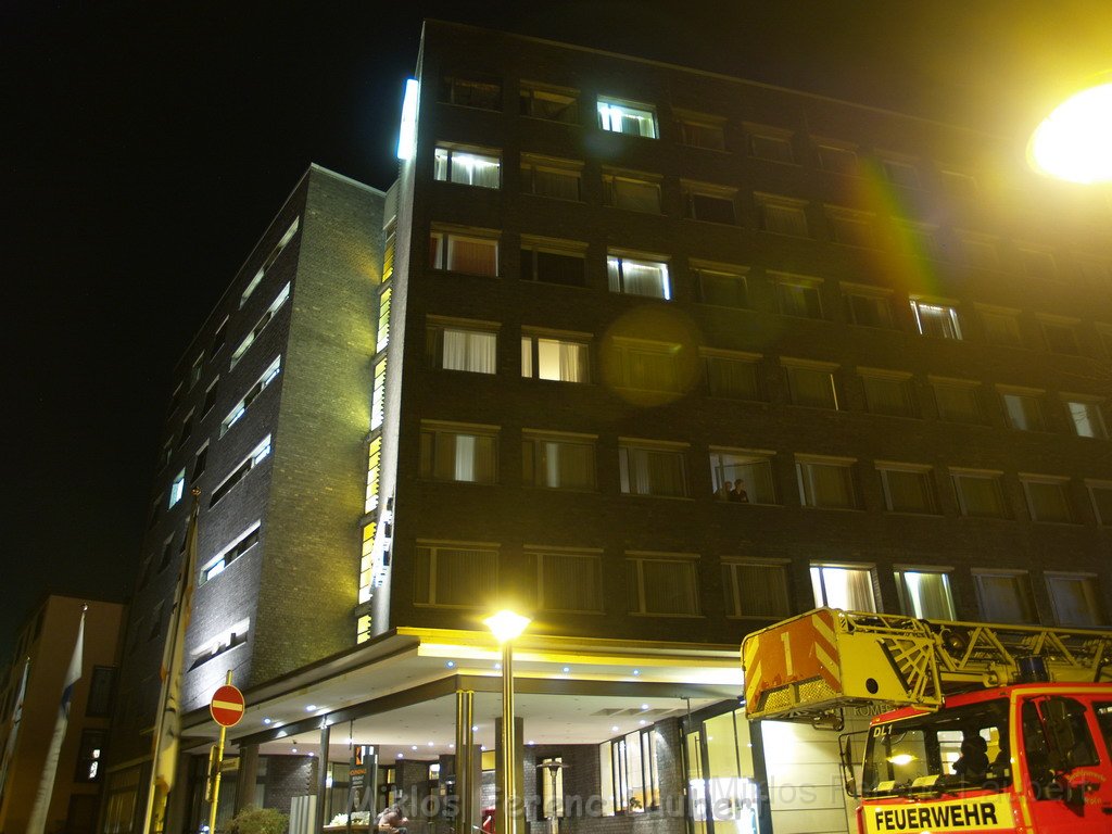 Feuer Hotel Koeln St Apernstr P48.JPG